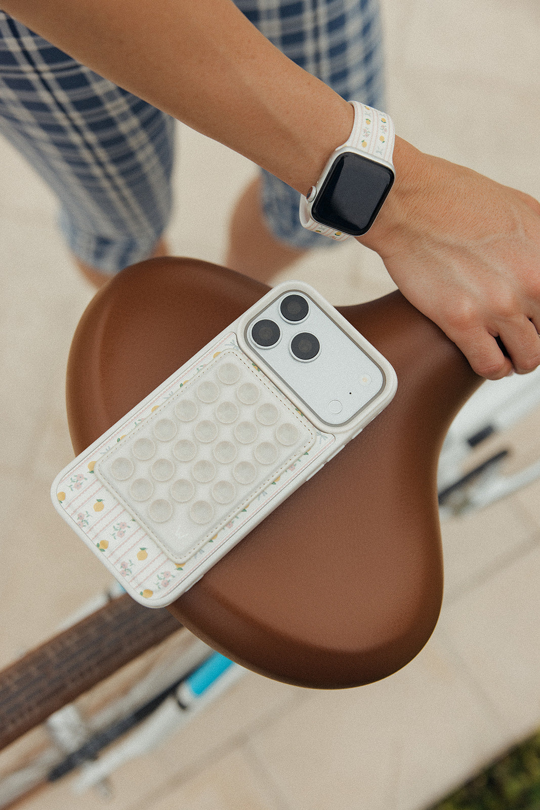 Sweet Lemon Magnetic Case