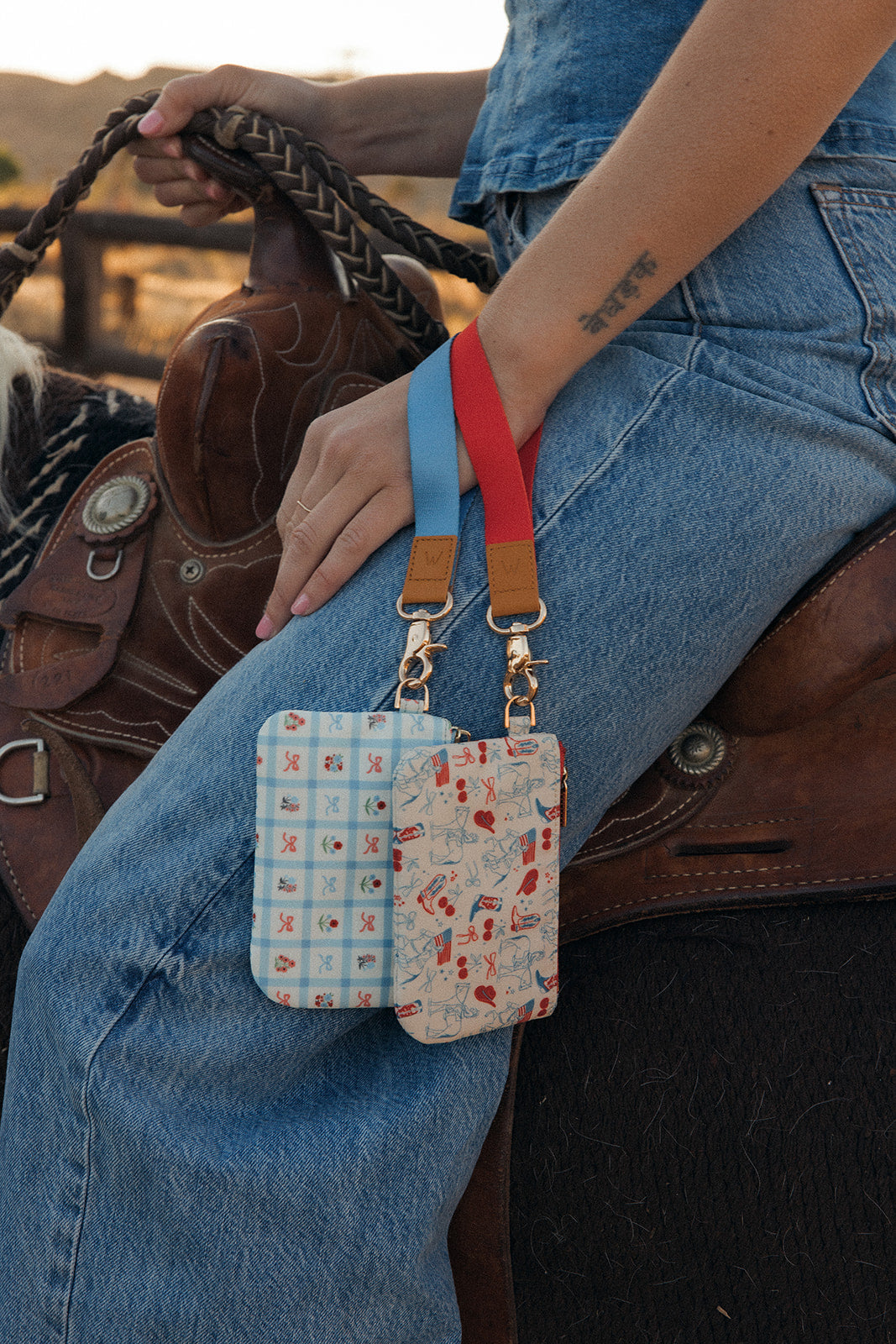 Cowgirl Classic Walli Boost Bundle